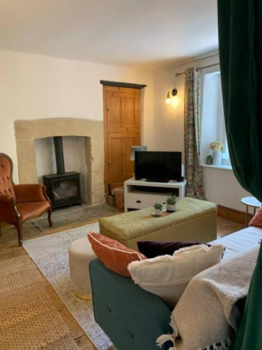 Cosy 2 bed cottage near Glasto fest, Frome, Bath
